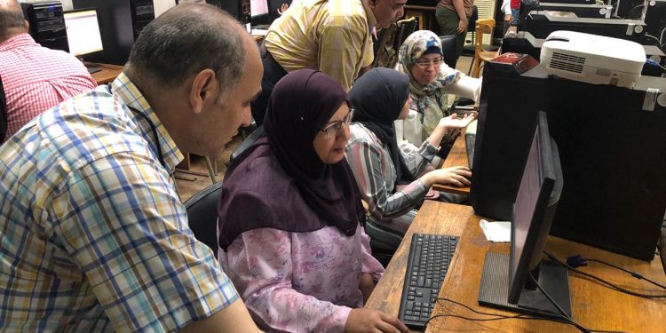 البرامج المدفوعة.. منافسة بين الجامعات الحكومية والخاصة على الطالب القادر مادياً