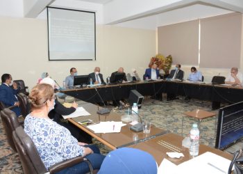 رئيس جامعة أسيوط: إنشاء مستشفى جامعي جديد للحميات ومبنى إداري مركزي