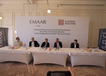 مسئولي مجمع أفرع الجامعات الإنجليزية