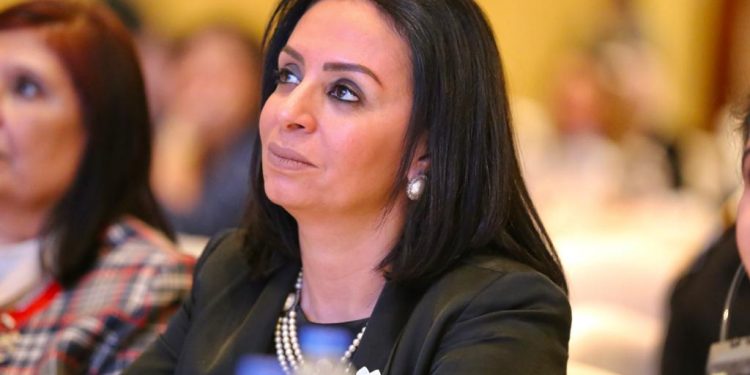 في لقاء بعنوان ” لا تسامح مع التحرش” الجامعة الأمريكية بالقاهرة تستضيف  رئيس القومي للمرأة