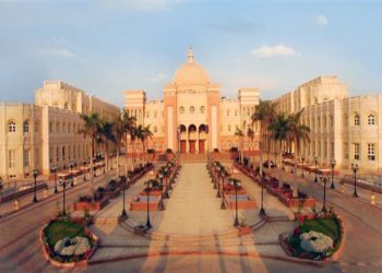 الجامعة البريطانية في مصر