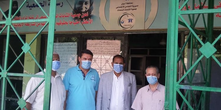 رئيس جامعة أسوان: يدلي بصوته في انتخابات مجلس الشيوخ