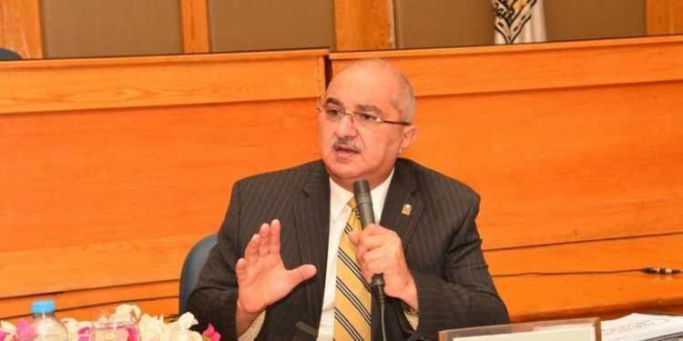 جامعة أسيوط تعلن فوز فريق طلابي بالمركز الثاني يمسابقة مؤسسة شباب القادة (YLF)