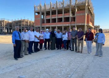 رئيس جامعة مطروح: العمل على قدم وساق بمنشآت الجامعة