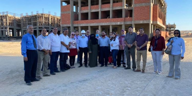 رئيس جامعة مطروح: العمل على قدم وساق بمنشآت الجامعة