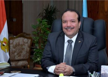 رئيس جامعة طنطا يشارك في مقابلات مرشحي البرنامج الرئاسي لتأهيل التنفيذيين للقيادة