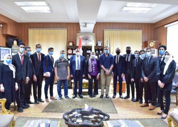 طلاب علوم بني سويف يبتكرون جراج ذكي يعمل بالبصمة الإلكترونية