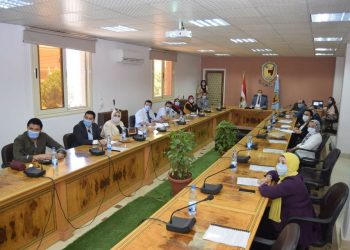 جامعة سوهاج تبحث سبل التعاون مع هيئة كير الدولية في قضايا مناهضة العنف ضد المرأة