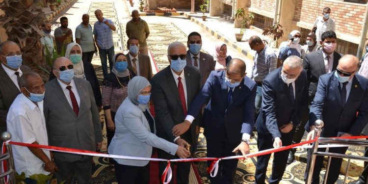 جامعة الإسكندرية : بتكلفة 4 مليون جنيه افتتاح معامل ووحدة الميكروسكوب