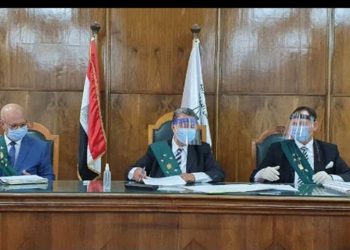 عزل عميد تربية بنها من وظيفته بسبب رشوة جنسية وترسيب امتحان