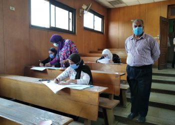 التعليم العالي ترفع مكافأة امتحانات المعاهد الفنية ل ٥٠ جنيه