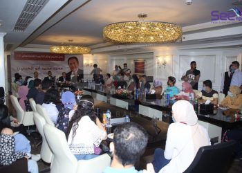 «أبو العينين» يكرم أوائل الثانوية العامة