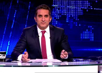 باسم يوسف ومؤسسة صحفية كبرى روجوا لكيان وهمي للتقديم في الجامعات الأهلية الجديدة