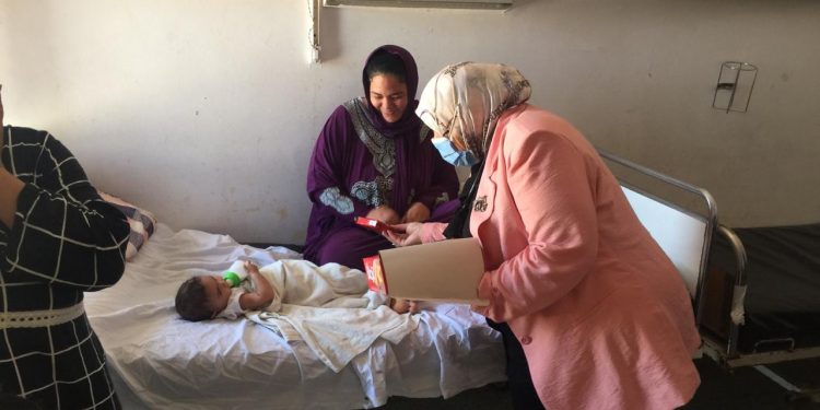 في ثاني أيام العيد.. جولة تفقدية لرئيس جامعة القناة بالمستشفي الجامعي