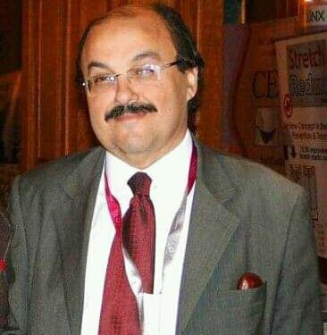 وزير التعليم العالي ينعي الدكتور خالد مكين أستاذ الجراحة بطب القاهرة