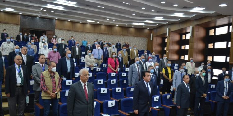 دقيقة حداد على شهداء الكوادر الطبية وأساتذة جامعة الإسكندرية