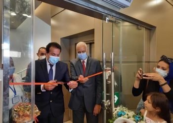 "عبد الغفار" و"الكردى" يفتتحان متحف مقتنيات جامعة الأسكندرية