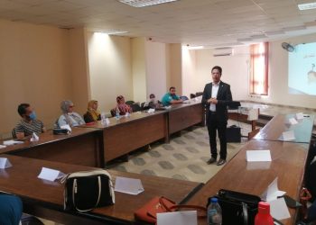جامعة بنها تنظم ورشة عمل عن تسويق مخرجات البحث العلمي للأساتذة
