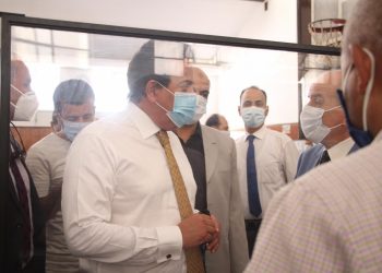 تنسيق 2020.. تفاصيل زيارة وزير التعليم العالي لمكتب تنسيق القبول بجامعة عين شمس