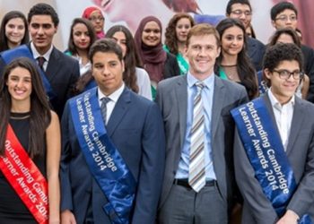 كامبريدج تستجيب لطلاب iG