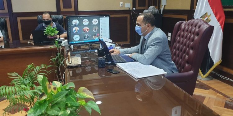 جامعة دمنهور : تطوير المقررات والمناهج وفقا للمواصفات العالمية