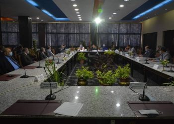 جامعة الزقازيق: تخفيض الرسوم الدراسية للدبلوم المهني «الكمياء والتحليل المعملى» بصيدلة بنسبة 30%