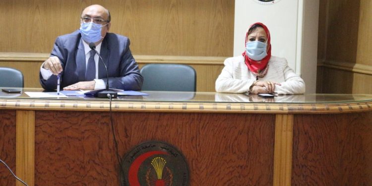 جامعة المنصورة تناقش الاستعدادات النهائية للعام الدراسي الجديد