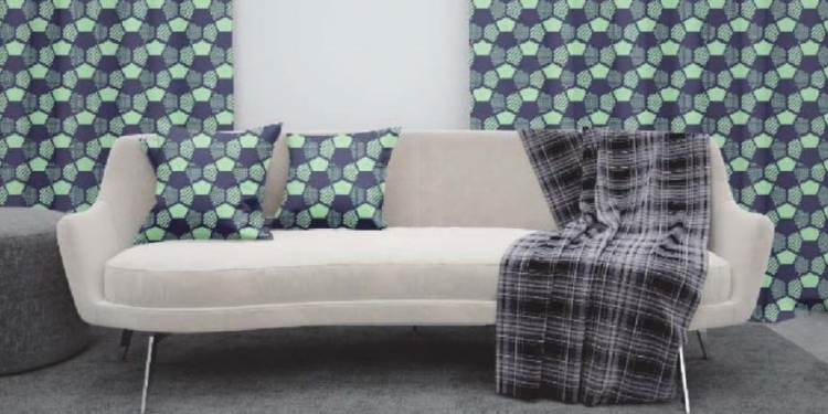 إنتاج أقمشة مفروشات وملابس باستخدام تريكو الجاكارد.. مشروع تخرج بـ تطبيقية حلوان