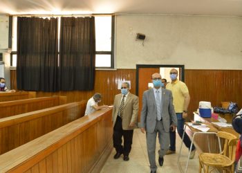 جامعة أسيوط تكشف خطة تأمين طلاب الدراسات العليا صحياً ضد "كورونا"