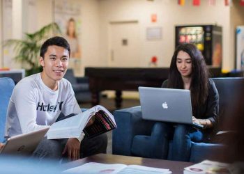 تنسيق الشهادات المعادلة 2020: إقرار معادلة شهادة 151 مدرسة بالثانوية العامة