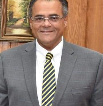 نائب رئيس جامعة عين شمس لشئون التعليم والطلاب