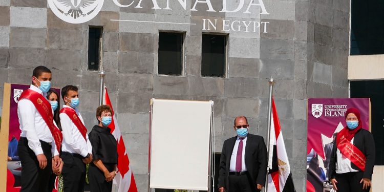 اليوم.. فروع الجامعات الأجنبية تستأنف الفصل الدراسي الثاني أونلاين