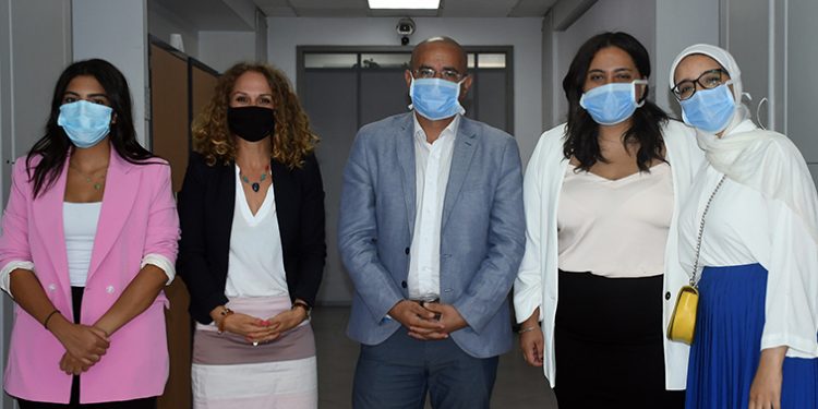 مناقشة مشروعات تخرج كلية الدراسات القانونية ب الجامعة الألمانية