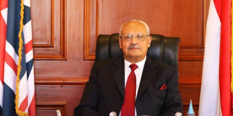 رئيس الجامعة البريطانية يهنأ الفريق المتأهل لنهائي "القاهرة الدولي للسيارات الكهربائية محلية الصنع 2020
