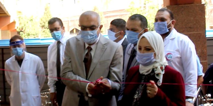 افتتاح مجمع العناية المركزة بجامعة المنصورة