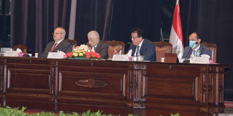 تنسيق الشهادات الفنية