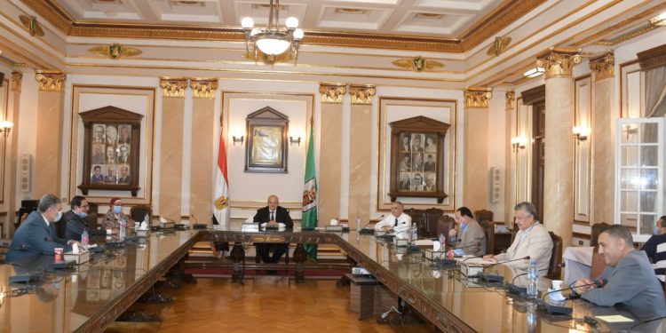 خطة جامعة القاهرة لتطبيق التعليم الإلكتروني خلال العام الدراسي الجديد