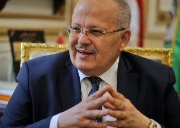 الخشت: لا زيادة في مصروفات الدراسة بجامعة القاهرة
