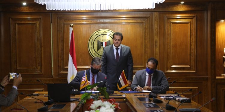 التعليم العالي : إتفاقية تعاون بين جامعة لويفيل الأمريكية والعلمين الدولية الأهلية