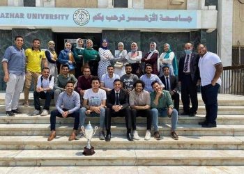 رئيس أكاديمية البحث العلمي يهنئ الفريق الفائز بالمركز الأول عالميا بمسابقة إيناكتس لريادة الأعمال