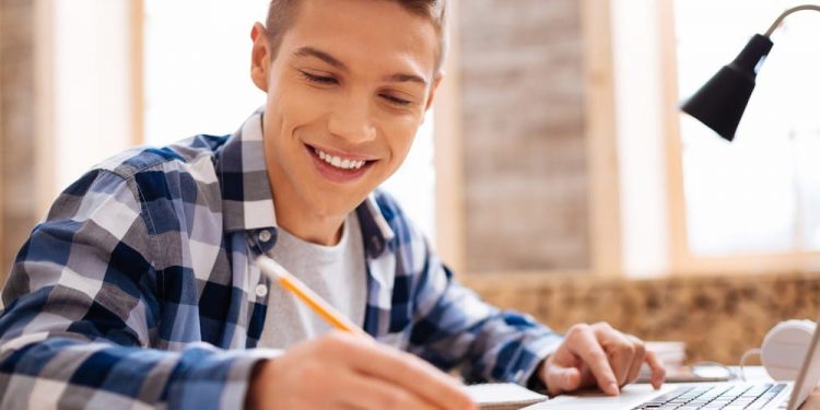 بوابة الحكومة المصرية تنسيق.. خطوات تسجيل الرغبات لطلاب المرحلة الثالثة