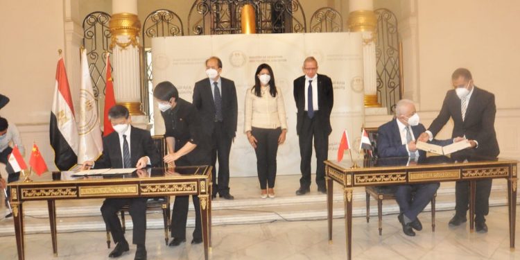 التعليم تعلن تدريس اللغة الصينية بمصر كلغة أجنبية ثانية