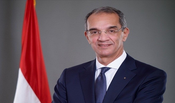 وزير الاتصالات