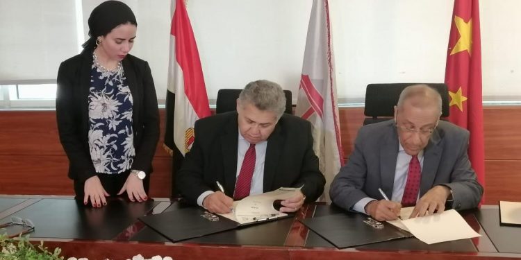 تعاون بين الجامعة المصرية الصينية ووكالة الفضاء المصرية