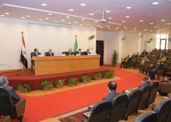 جامعة القاهرة تستعد لإطلاق منظومة التعليم الإلكتروني