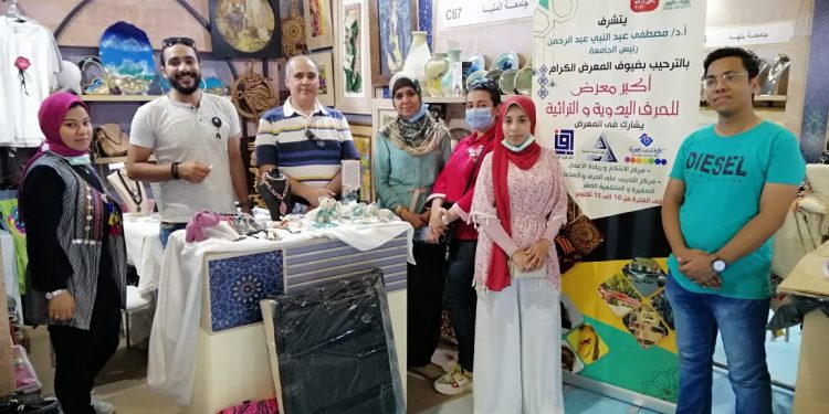 جامعة المنيا تشارك بـ 300 عمل فني بمعرض "تراثنا" للحرف اليدوية والتراثية