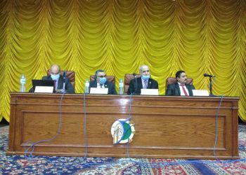 جامعة الفيوم تناقش محاور التحول لجامعة ذكية مع «الأعلى للجامعات»