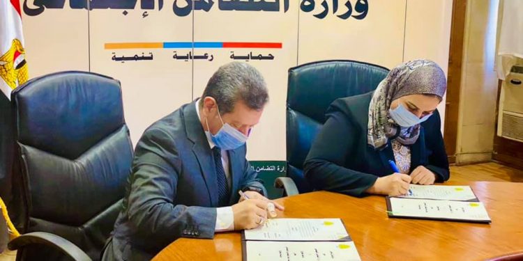 جامعة مطروح توقع بروتوكول تعاون لإنشاء وحدة للتضامن الاجتماعي