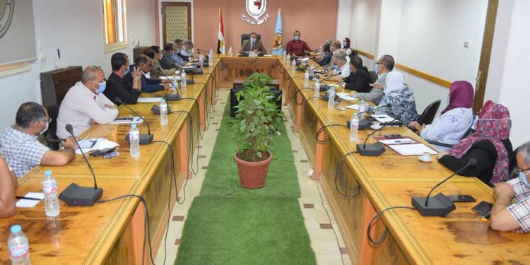 مجلس جامعة سوهاج