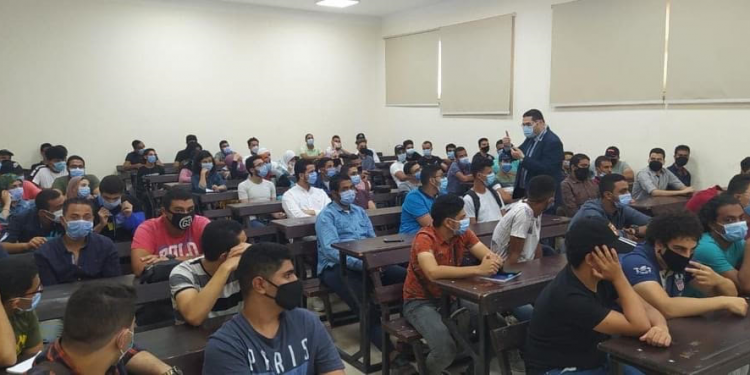 محاضرات تعريفية فى الأسبوع الأول بجامعة القاهرة التكنولوجية